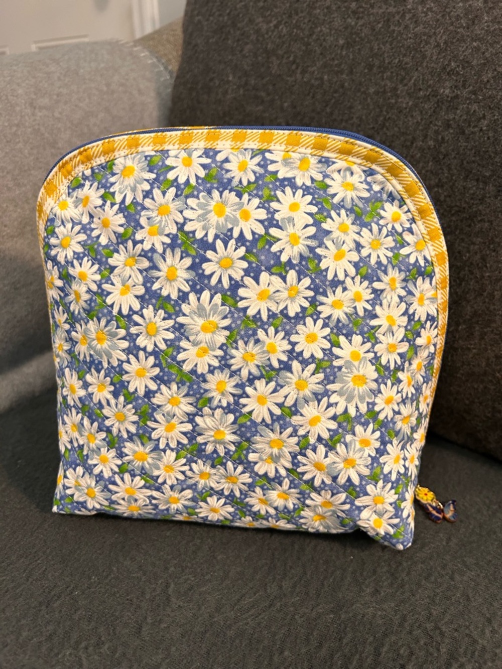 Floral Daisy Quilted Cosmetic Pouch - Blue & Yellow